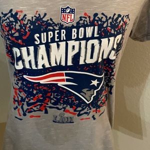 NFL Pro Line Fanatics New England Patriots Women’s T-Shirt Size Medium
